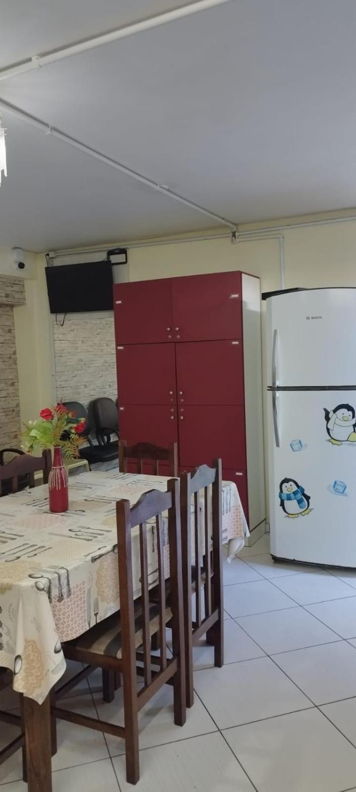 Hostel Em Brusque - Para Quem Busca Economia - Otima Localizacao Εξωτερικό φωτογραφία